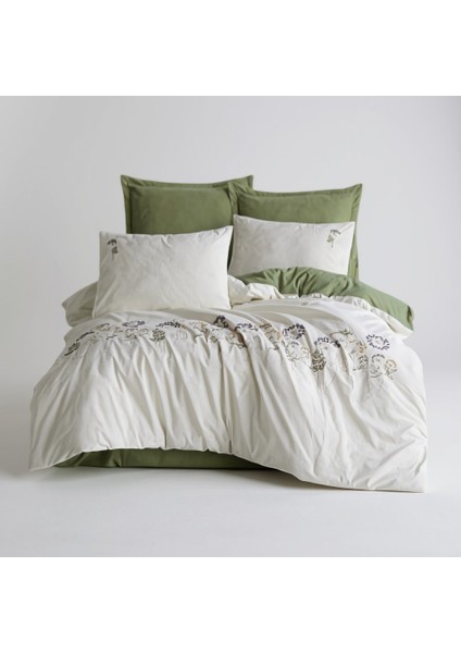 Botanik Nakışlı Nevresim Takımı – %100 Pamuk, Zarif ve Şık Tasarım