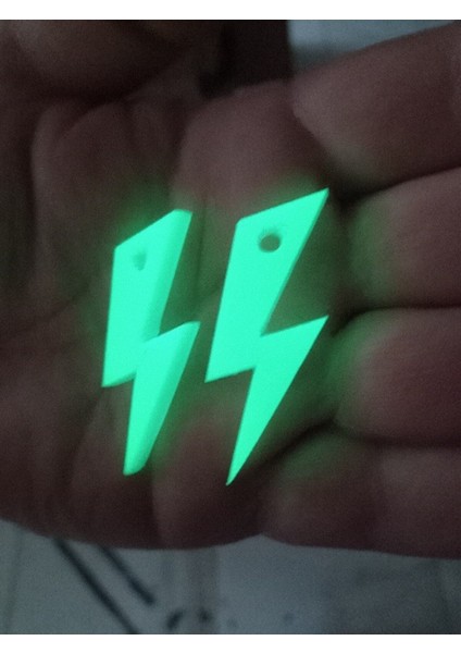 Fosforlu Duvar Saati, Takı ve Anahtarlık Seti, Parlak ve Şık Tasarım