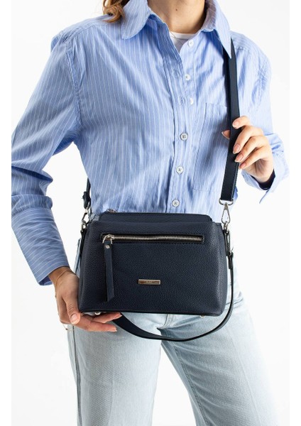 , beş ayrı cepli ,fermuar detaylı ,kadın çapraz ve bayan omuz çantası fiyatları