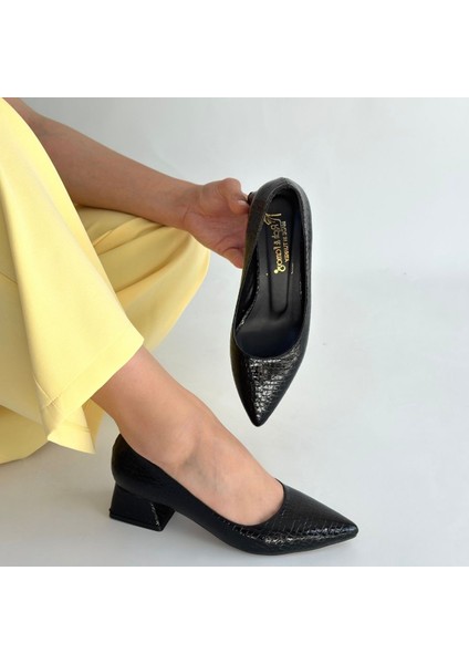 Meort Siyah Rugan Topuklu Ayakkabı fırsatları