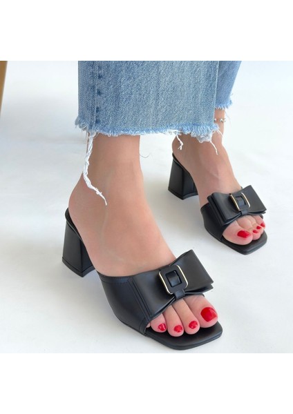 Aesco Veor Siyah Cilt Topuklu Terlik fırsatları