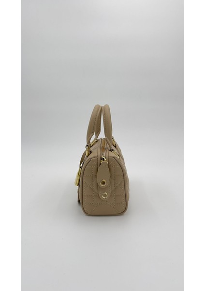 Vizon Kilit Aksesuar Detaylı El Çantası Orijinal Levid'or Premium fırsatları