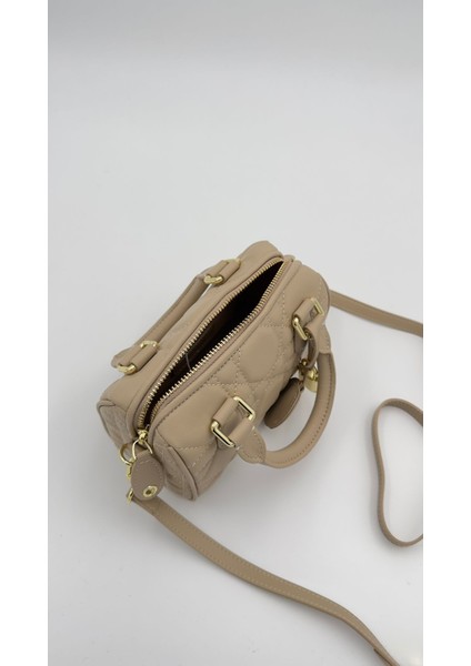 Vizon Kilit Aksesuar Detaylı El Çantası Orijinal Levid'or Premium