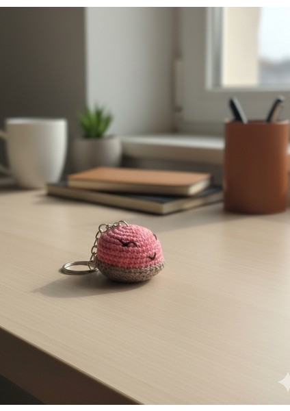 El Örgüsü Pembe-Kahverengi Puf Anahtarlık | Anahtarlık, Çanta ve Sırt Çantası Aksesuarı | Kişiye Özel Hediye Fikri