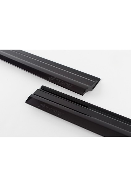 Ssangyong Tivoli – Siyah Cam Rüzgarlığı -Kore Malı