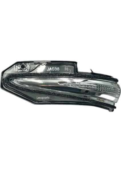 Toyota Rav4 Dikiz Ayna Sinyali Sağ 2014-2017