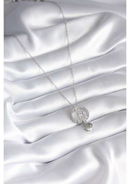 Çok Renkli Insan Figürlü 100 Dilde Seni Seviyorum Projeksiyon Kadın Kolye fiyatları