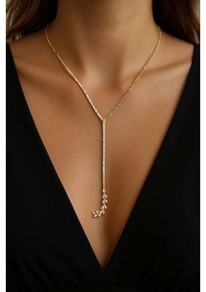 Fıora Taşlı Gold Kalpli Lüks Şık Zarif Kolye - Kadın Hediyelik