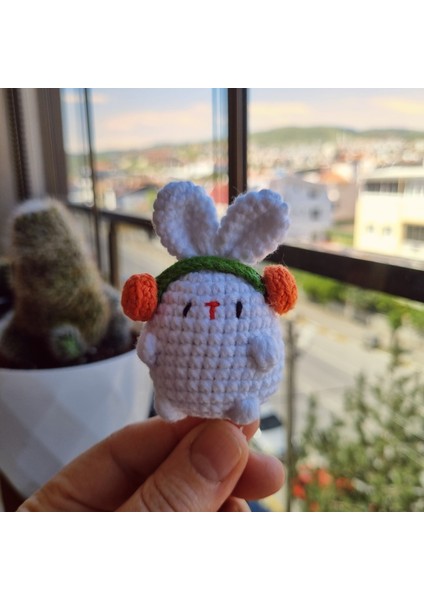 Amigurumi Havuçlu Tavşan Sevimli Anhatarlık Organik Çanta Süsü