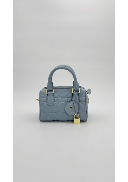 Mavi Kilit Aksesuar Detaylı El Çantası Orijinal Levid'or Premium fırsatları