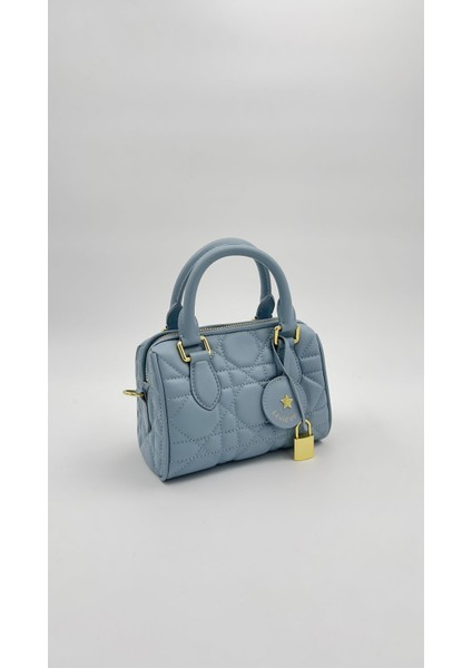 Mavi Kilit Aksesuar Detaylı El Çantası Orijinal Levid'or Premium indirimleri