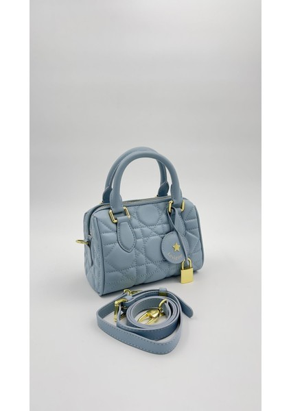 Mavi Kilit Aksesuar Detaylı El Çantası Orijinal Levid'or Premium