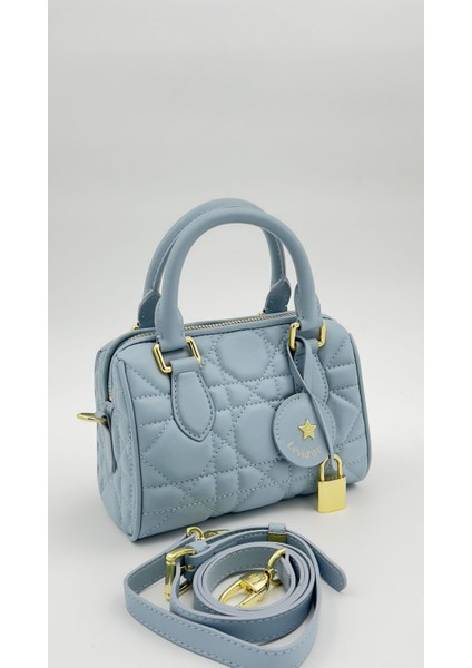 Mavi Kilit Aksesuar Detaylı El Çantası Orijinal Levid'or Premium