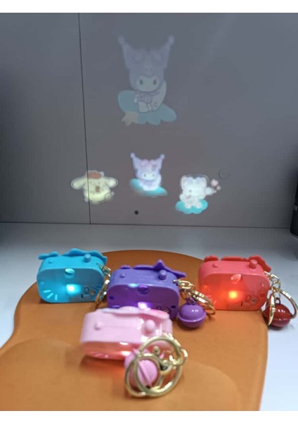 Sevimli Karakter Projeksiyonlu Anahtarlık, Renkli ve Şık Tasarım fiyatları