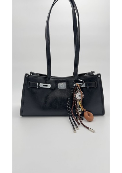 Siyah Metal Kilit Charmlı Omuz Çantası Orijinal Levid'or Premium