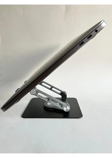 360 Derece Dönebilir Yükseltme Özellikli Sert Metal Soğutma Tasarımlı Tablet Tutucu Stand