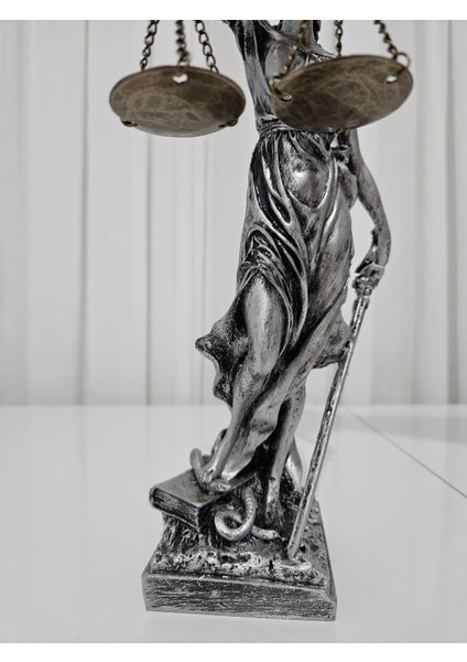 Adalet Tanrısı Themıs Heykeli 30 cm Mitolojik Heykel indirimleri