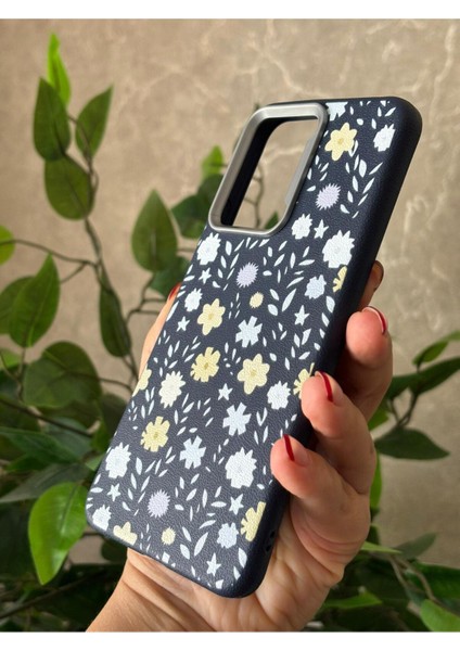 Xiaomi Redmi Note 12 4g Kılıf Desenli Kamera Koruma Çıkıntılı Soft Tasarım Elde Kaymayan Kapak modelleri