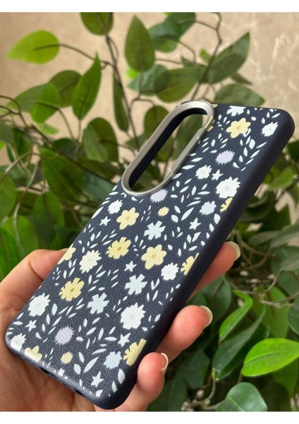 Oppo A60 Kılıf Desenli Kamera Koruma Çıkıntılı Soft Tasarım Elde Kaymayan Kapak modelleri