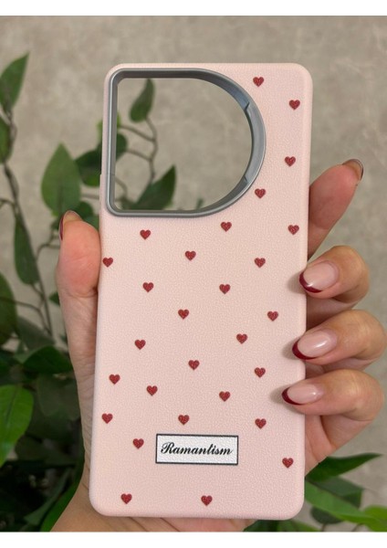 Tecno Camon 30 Kılıf Desenli Kamera Koruma Çıkıntılı Soft Tasarım Elde Kaymayan Kapak