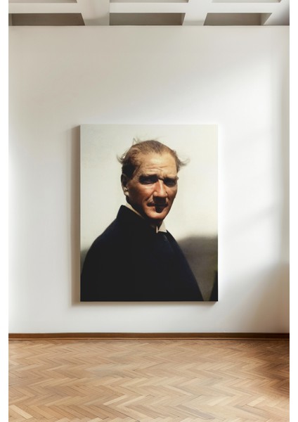 Mustafa Kemal Atatürk'ün Kararlı Bakışı - Kanvas Tablo - Rüzgarlı Saçlı Renkli Portre - Lider Duvar Dekoru