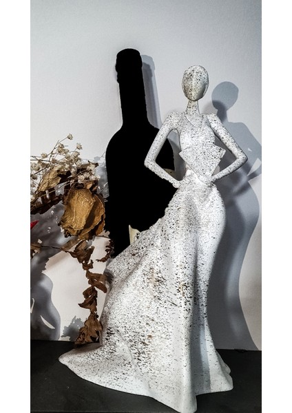 Kadın Şaraplık Beyaz Altın Şık Küpe Takımı