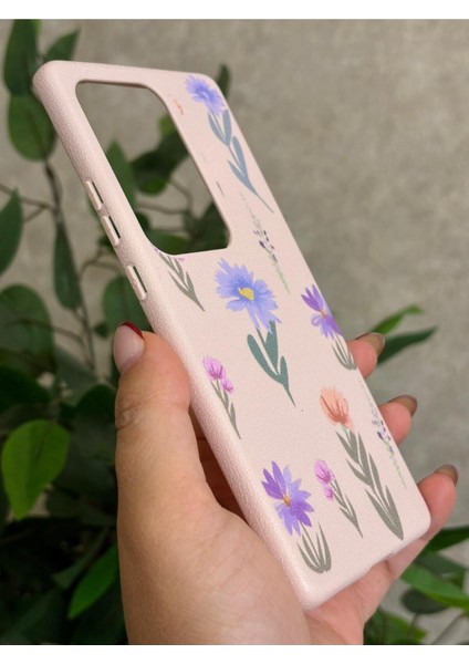 Infinix Hot 50 Pro Plus Kılıf Desenli Kamera Koruma Çıkıntılı Soft Tasarım Elde Kaymayan Kapak modelleri
