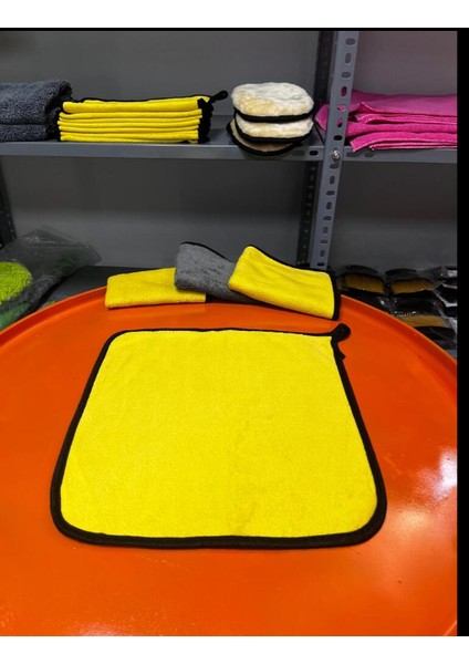 Yünlü Hassas Araba Yıkama ve Temizlik Bezi modelleri