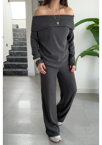 Kadın Sienna Kışlık Madonna Yaka Krinkıl Kumaş Bluz Pantolon Takım fiyatları