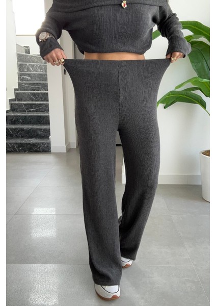 Kadın Sienna Kışlık Madonna Yaka Krinkıl Kumaş Bluz Pantolon Takım fırsatları