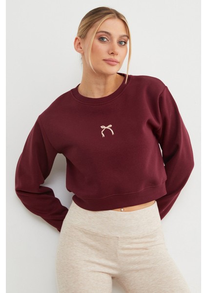 3 Iplik Fiyonk Nakışlı Crop Sweatshirt