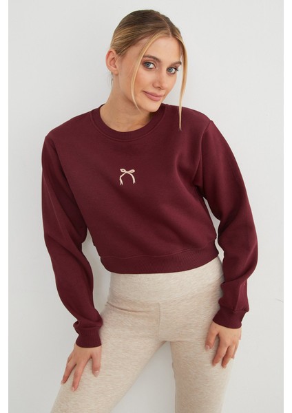 3 Iplik Fiyonk Nakışlı Crop Sweatshirt modelleri