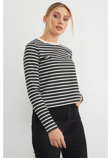 3 Iplik Şardonsuz Çizgili Bisiklet Yaka Sweatshirt fırsatları