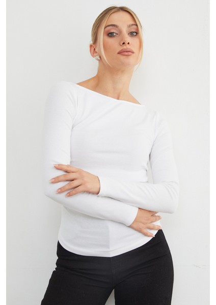 Yanları Drapeli Kayık Yaka Body fırsatları