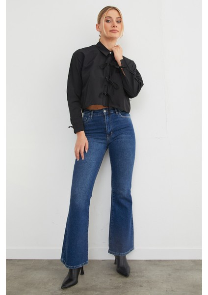 Önü Bağlamalı Düğmeli Crop Gömlek