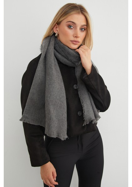 Basic Şal fırsatları