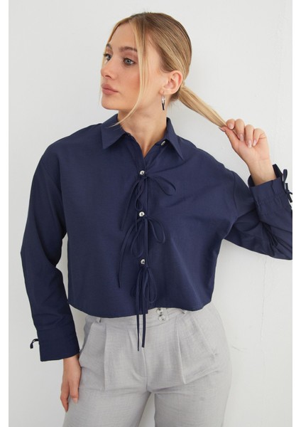 Önü Bağlamalı Düğmeli Crop Gömlek indirimleri