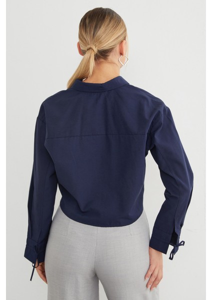 Önü Bağlamalı Düğmeli Crop Gömlek