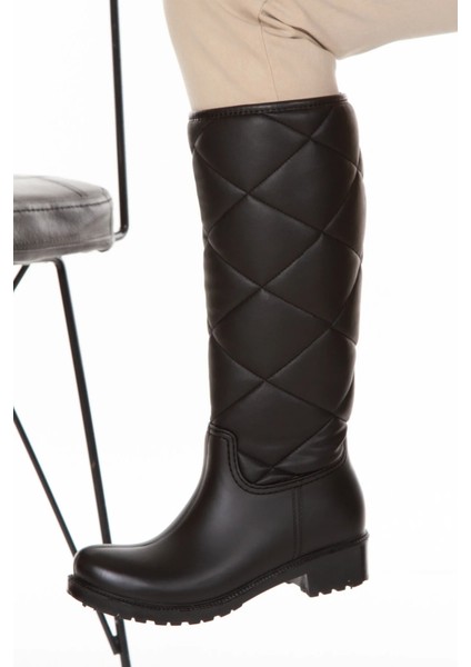 Siyah Baklava Desenli Esnek Baldır Seçmez Su Geçirmez Rahat Giyilen Yağmur Çizmesi fiyatları