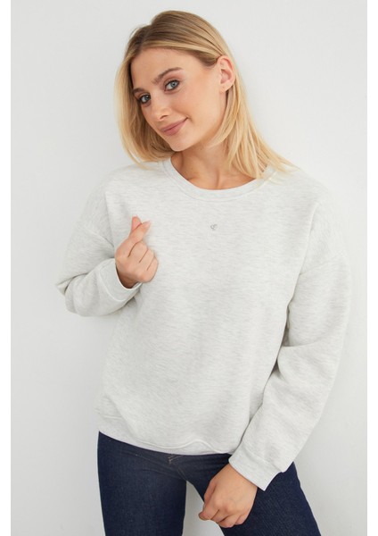3 Iplik Taşlı Kalp Detaylı Oversize Sweatshirt