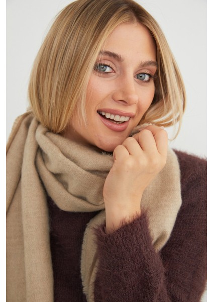 Basic Şal fırsatları