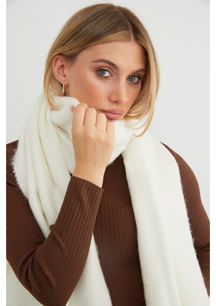 Basic Şal indirimleri