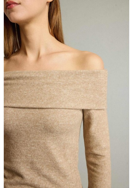 Omzu Açık Uzun Kollu Tişört G5048AX25WN indirimleri