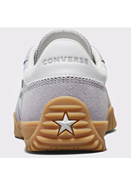 Run Star Kadın Spor Ayakkabı Düz Desenli Süet ve Deri Malzeme ile Şık Tasarım