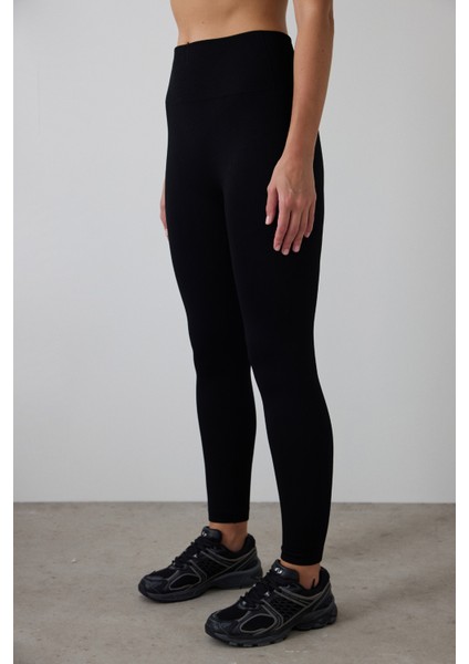 Siyah Dikişsiz (Seamless) Fitilli Sıcak Tutan Termal Etkili Yüksek Bel Tayt fiyatları