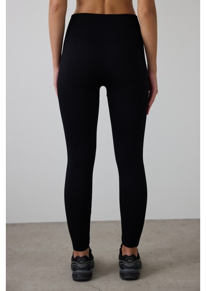 Siyah Dikişsiz (Seamless) Fitilli Sıcak Tutan Termal Etkili Yüksek Bel Tayt fırsatları