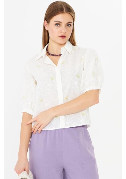 Kısa Karpuz Kollu Gömlek Beyaz Baskılı