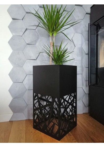 Modern Siyah Metal Saksı Standı – Loft Tarz Bitki Sehpası