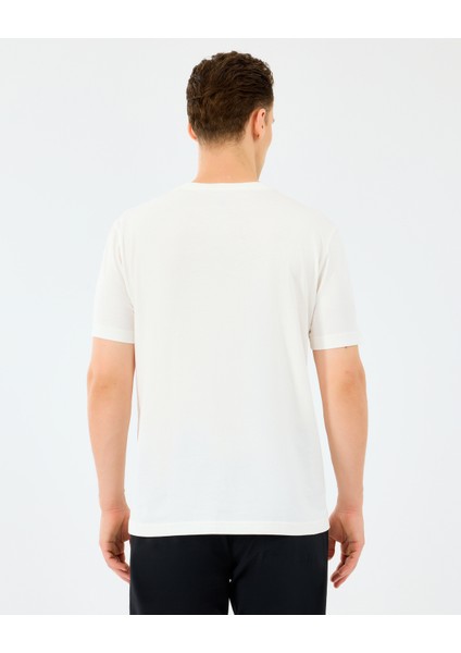 M Light Fabrict-Shirt Erkek Beyaz Tshirt S2520114-3855 fiyatları