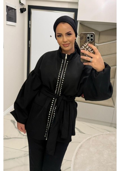 Kadın Siyah Taş Detaylı Bağlamalı Ceket